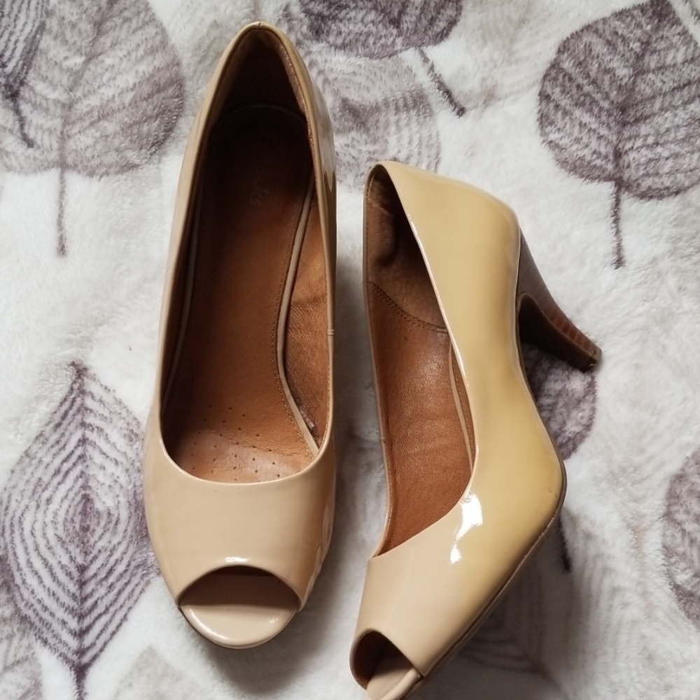 Clarks Nude Peep Toe Heels